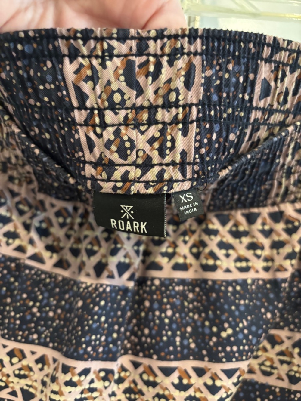 Roark Daytrip Printed Shorts. Size XS - Picture 4 of 7